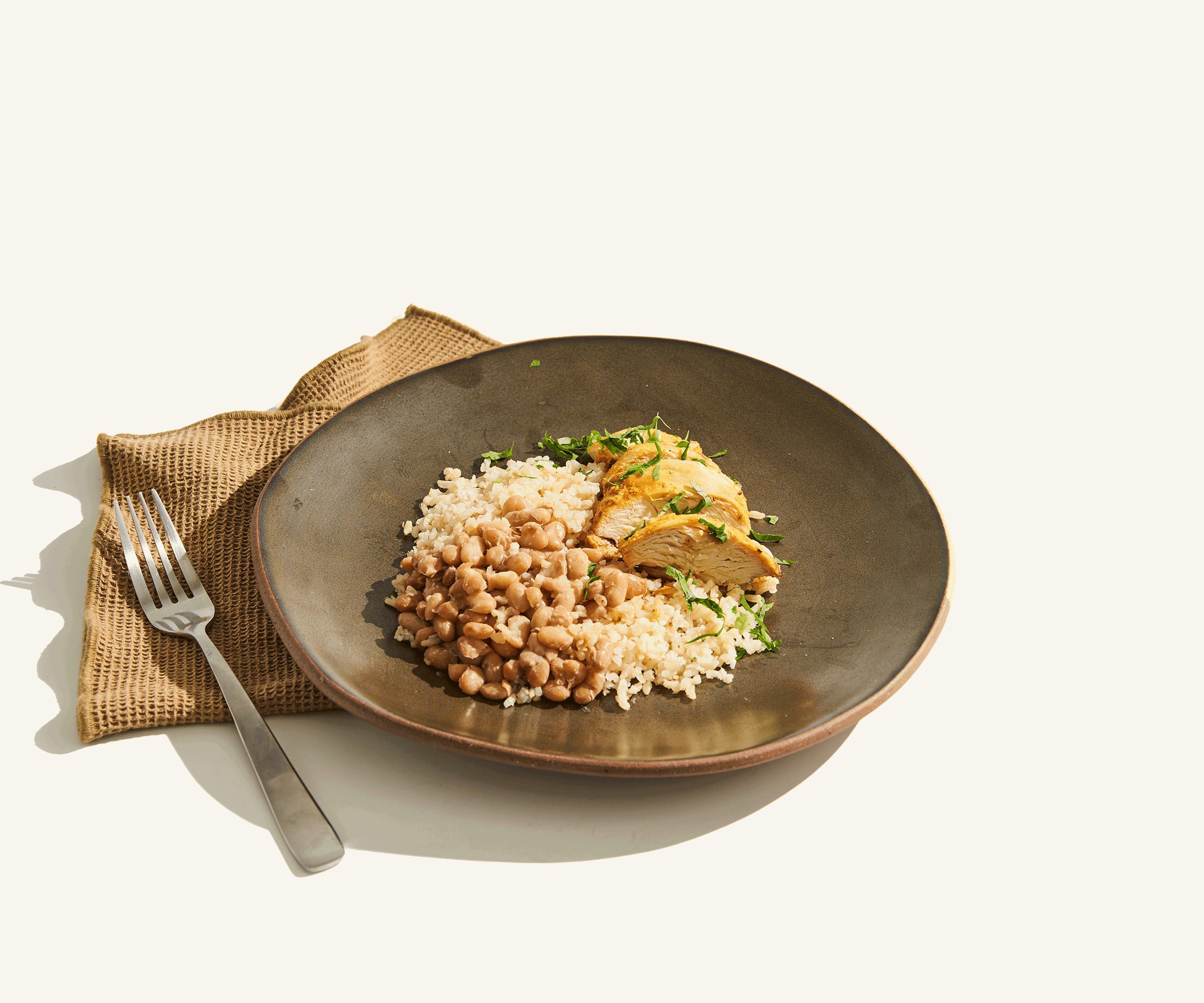 Frango grelhado ao limão siciliano, arroz integral e feijão carioca 300g
